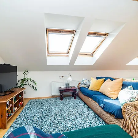 Bright And Airy In Unique Suburb Apartament