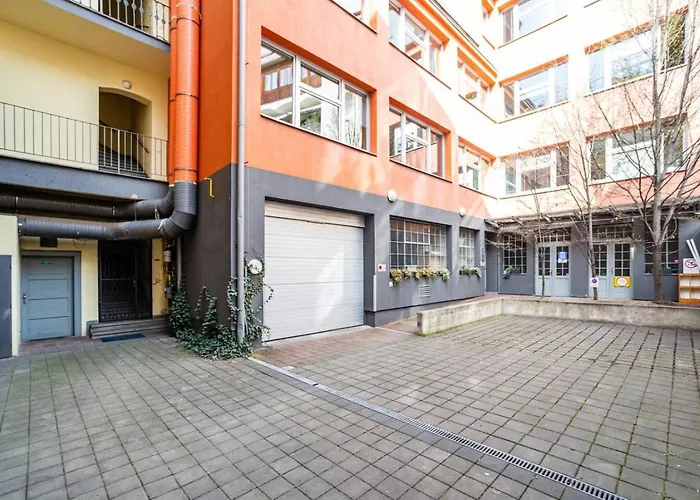 Apartmán Bright And Airy In Unique Suburb Praha